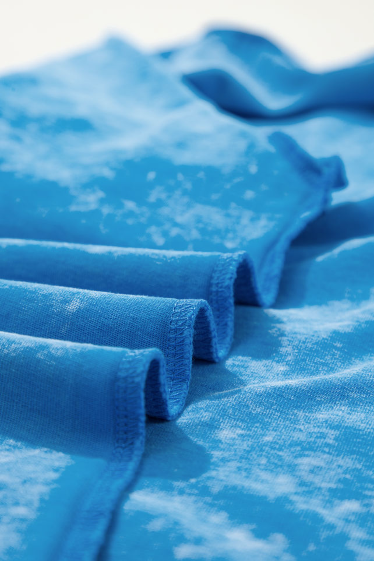 Blue mineral washed oversized tee