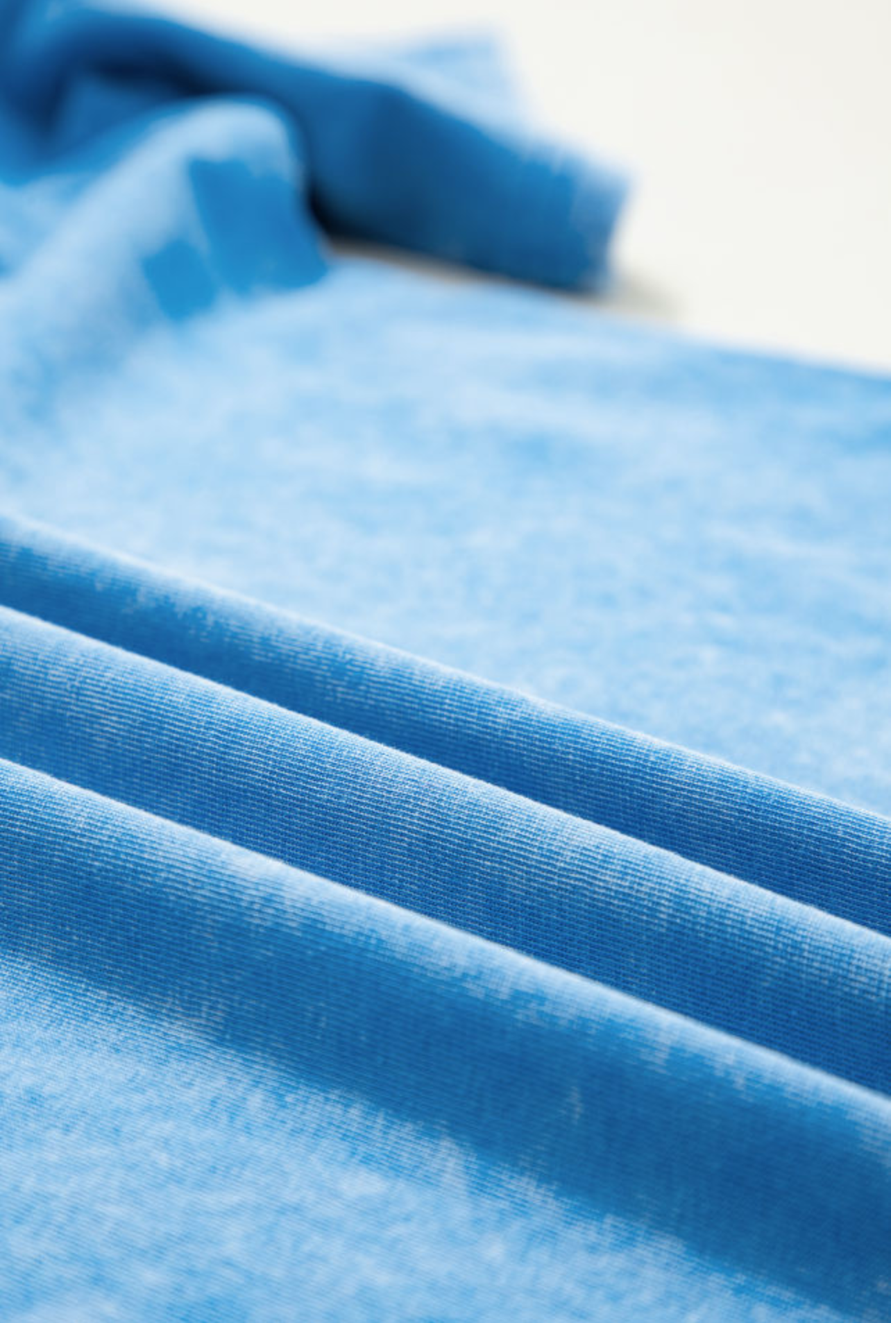 Blue mineral washed oversized tee